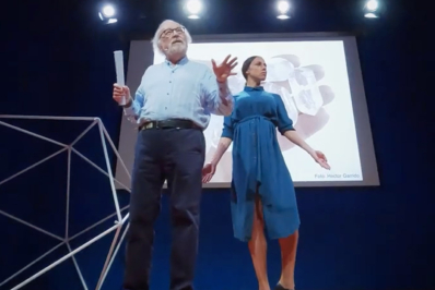 Prof. Juan Manuel García-Ruiz and the dancer Vanesa Aibar in the event The Crystallization of Dance.