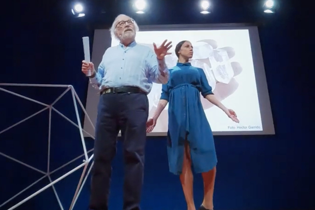 Prof. Juan Manuel García-Ruiz and the dancer Vanesa Aibar in the event The Crystallization of Dance.